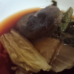 鮭のアラと残り野菜の味噌煮